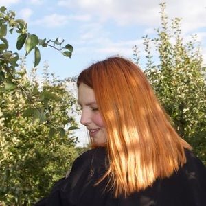 Meet your Posher, Adri